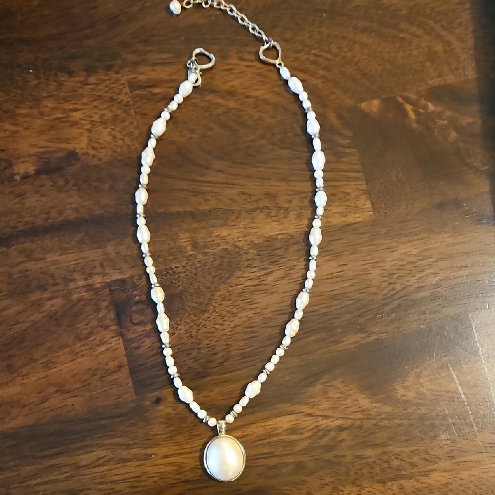 Elegant Vintage Pearl Necklace